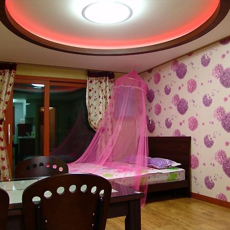 Yongdu Beach Pension Boryeong Bagian luar foto