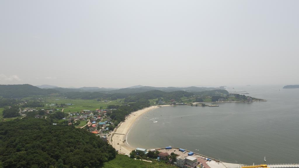 Yongdu Beach Pension Boryeong Bagian luar foto