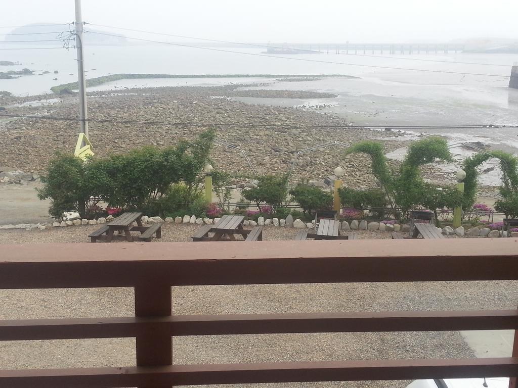 Yongdu Beach Pension Boryeong Bagian luar foto