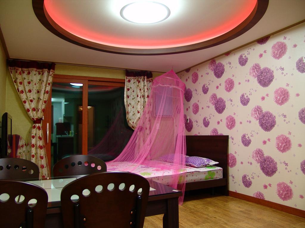 Yongdu Beach Pension Boryeong Bagian luar foto