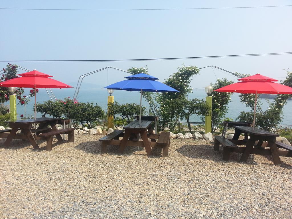 Yongdu Beach Pension Boryeong Bagian luar foto