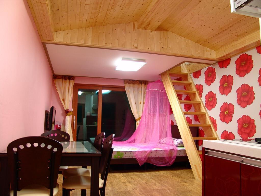 Yongdu Beach Pension Boryeong Bagian luar foto