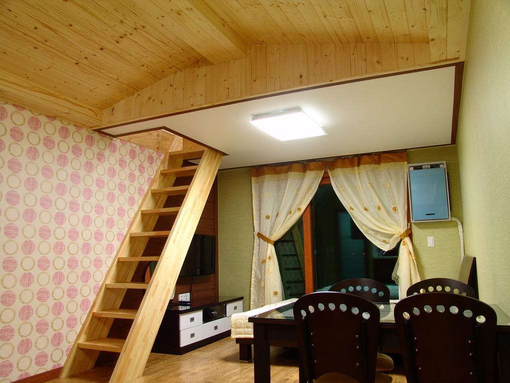 Yongdu Beach Pension Boryeong Bagian luar foto