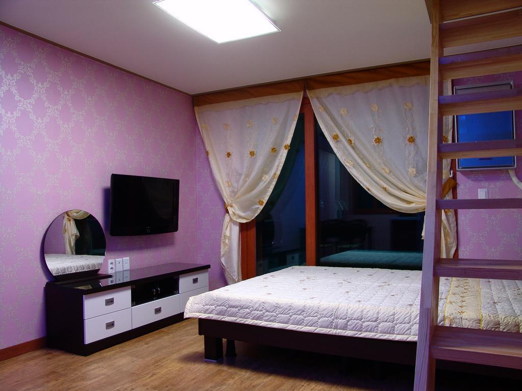 Yongdu Beach Pension Boryeong Bagian luar foto